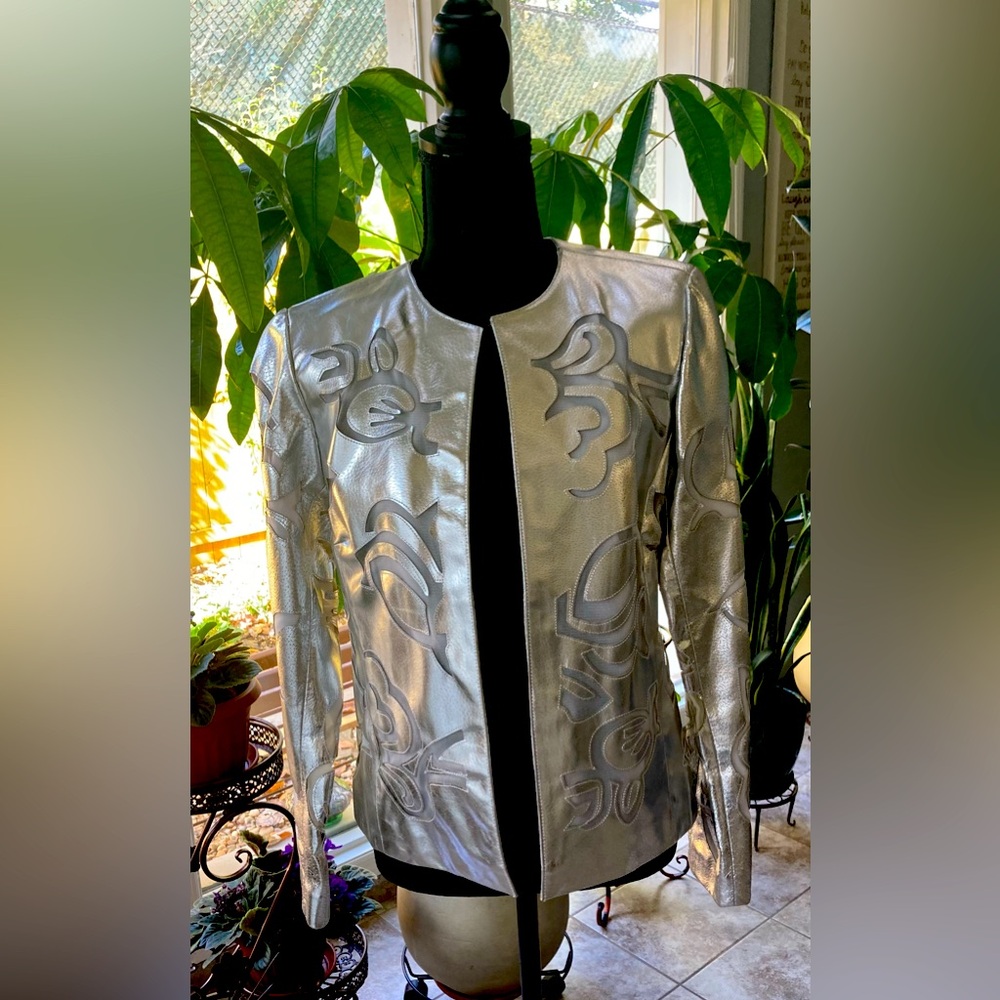 Chico NWT  genuine leather jacket with translucent cut out detail size 0